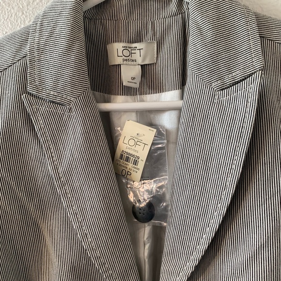 LOFT Short Sleeve Stripe Jacket -Size  0P - Picture 2 of 13
